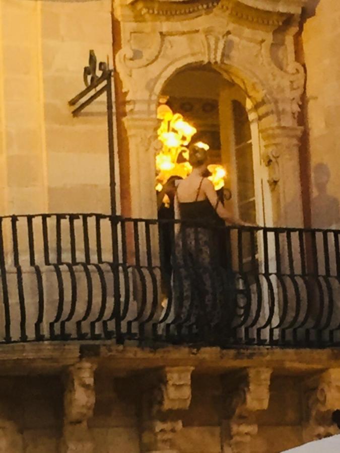 Dogana Bed & Breakfast Syracuse Bagian luar foto