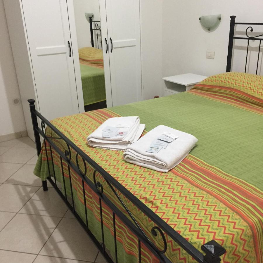 Dogana Bed & Breakfast Syracuse Bagian luar foto